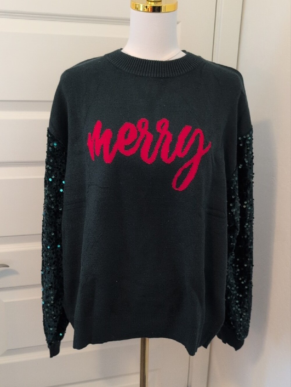 Christmas Sweater Merry Sequin Sleeve Mixed Media Crewneck Green and Red NWOT - Picture 3 of 14